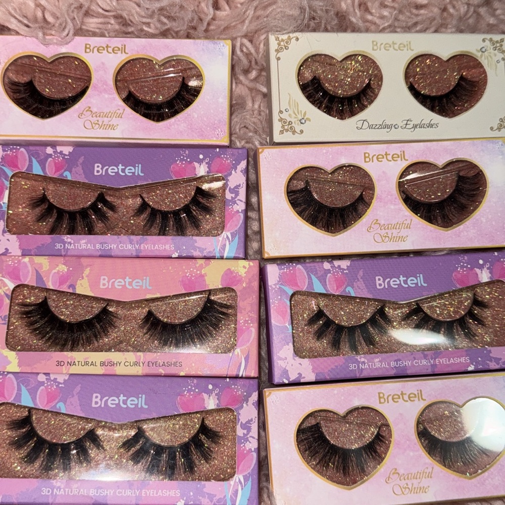 8 Pairs of Breteil 3D Natural Eyelashes Set